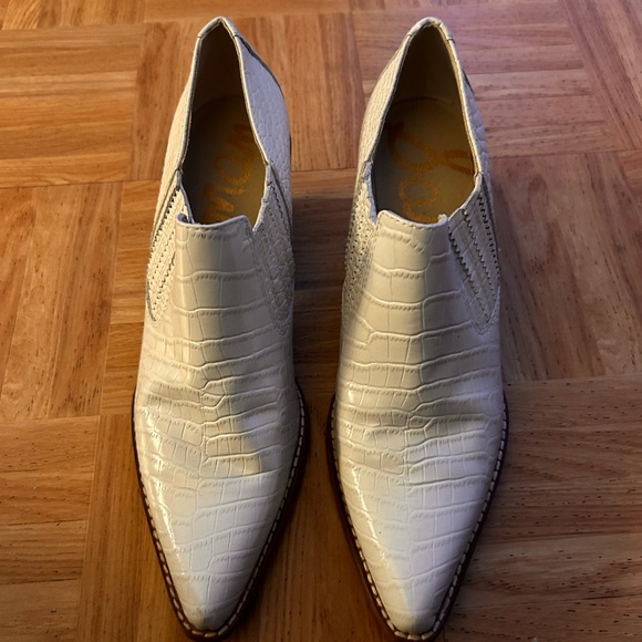 Sam Edelman Walton Crocodile-Embossed Ankle Booties - Picture 7 of 8